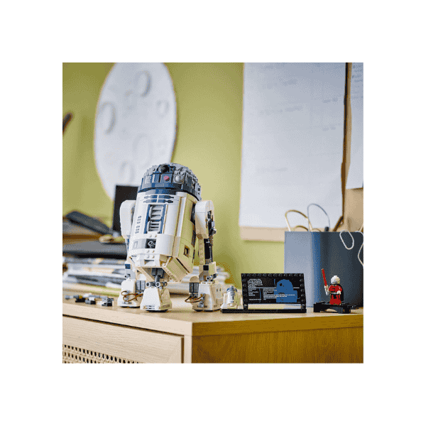 LEGO® Star Wars R2 D2 75379 Collectible Droid Figure for Ages 10+ Perfect for Creative Play and Display